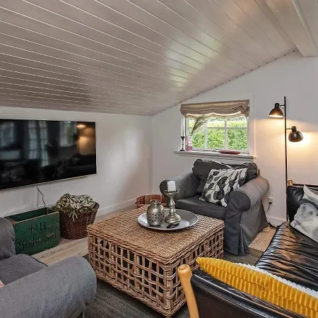 One-bedroom Holiday In Vaeggerlose 1